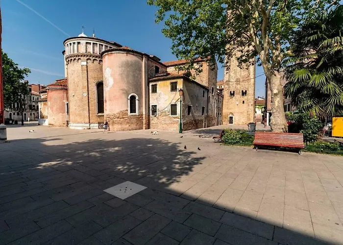 Loft San Stae 18.27